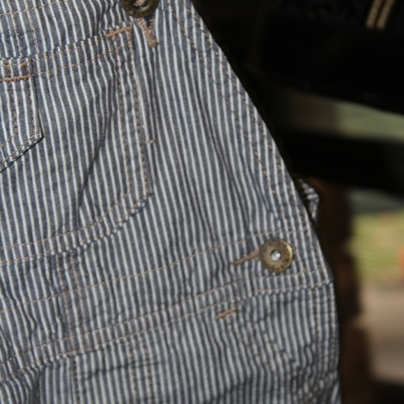 Baby train conductor style overalls by Wrangler - Picture 7 of 10